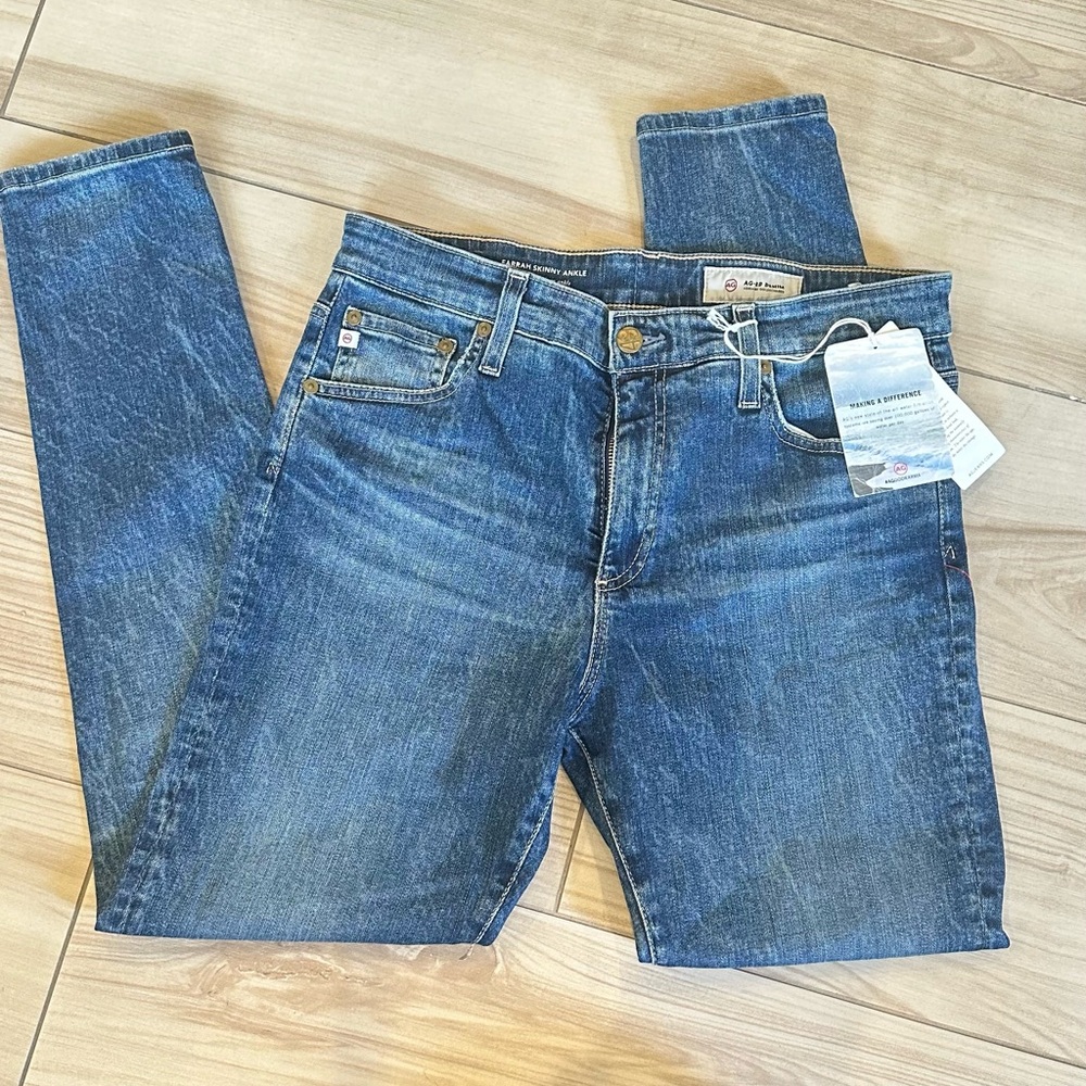 AG Farrah High-rise Skinny Ankle